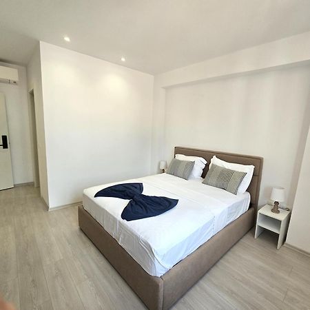 Hotel Veizi Himare Eksteriør bilde